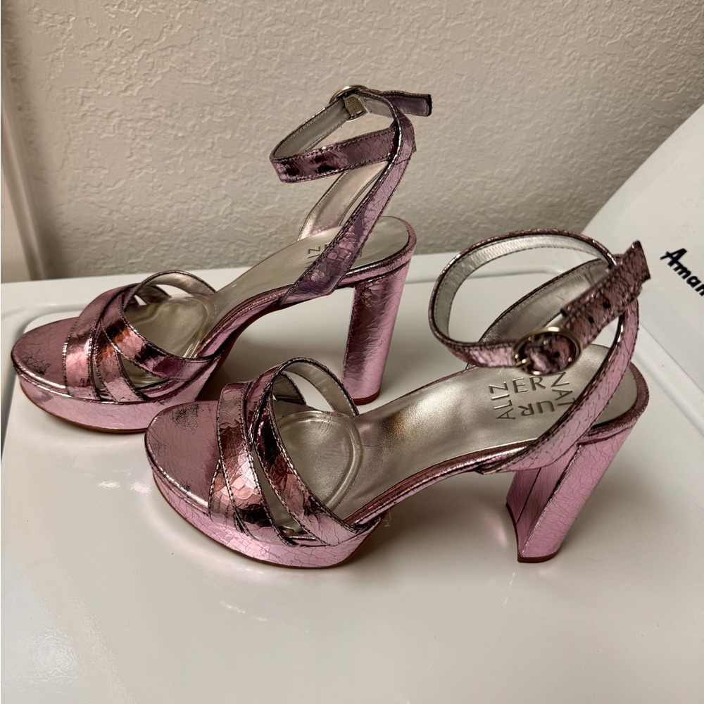 Naturalizer Mallory Heels size 7